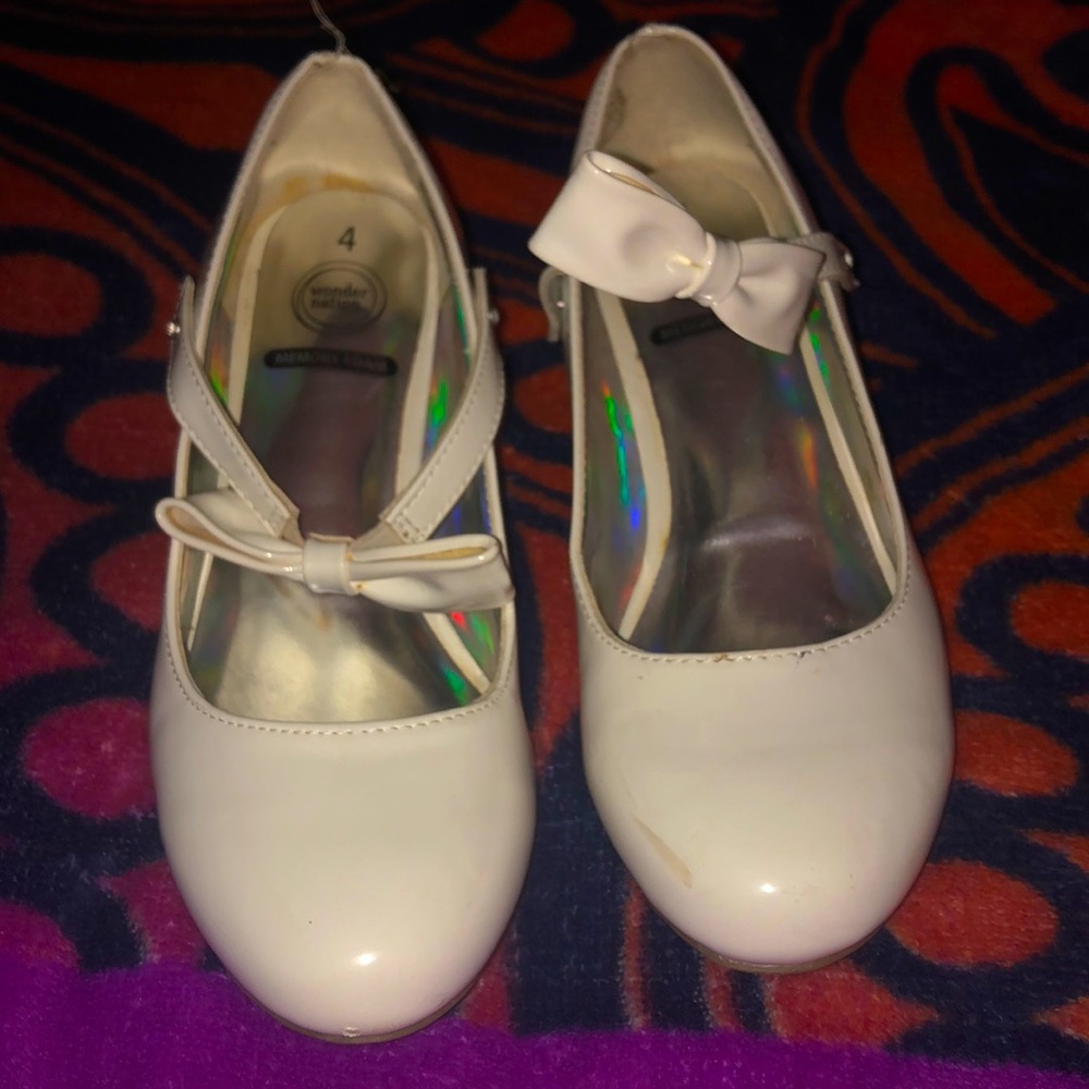 Girl shoes